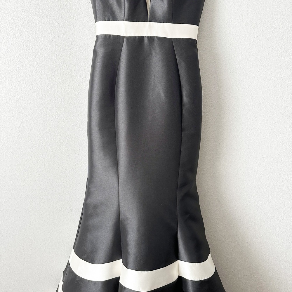 Mac Duggal Black and White Striped Mermaid Evening Gown - Picture 3 of 13
